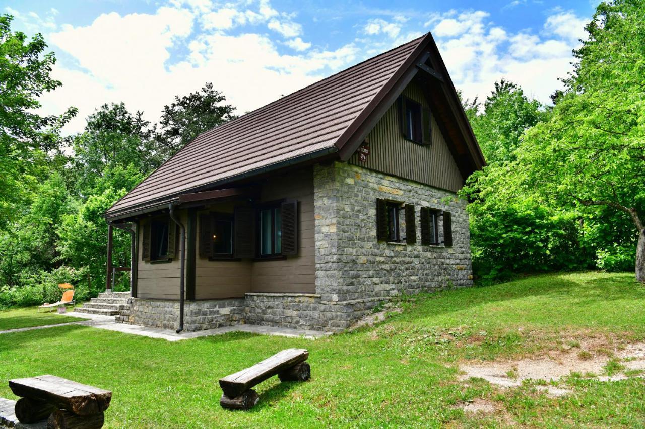 Villa Dobra Plitvička Jezera エクステリア 写真